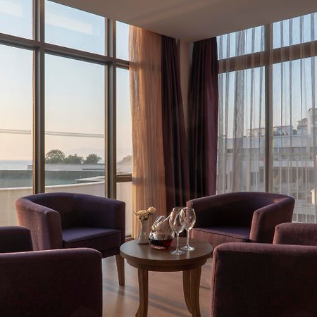 Ladies Beach Suite Hotel (Adults Only) Kuşadası Ngoại thất bức ảnh