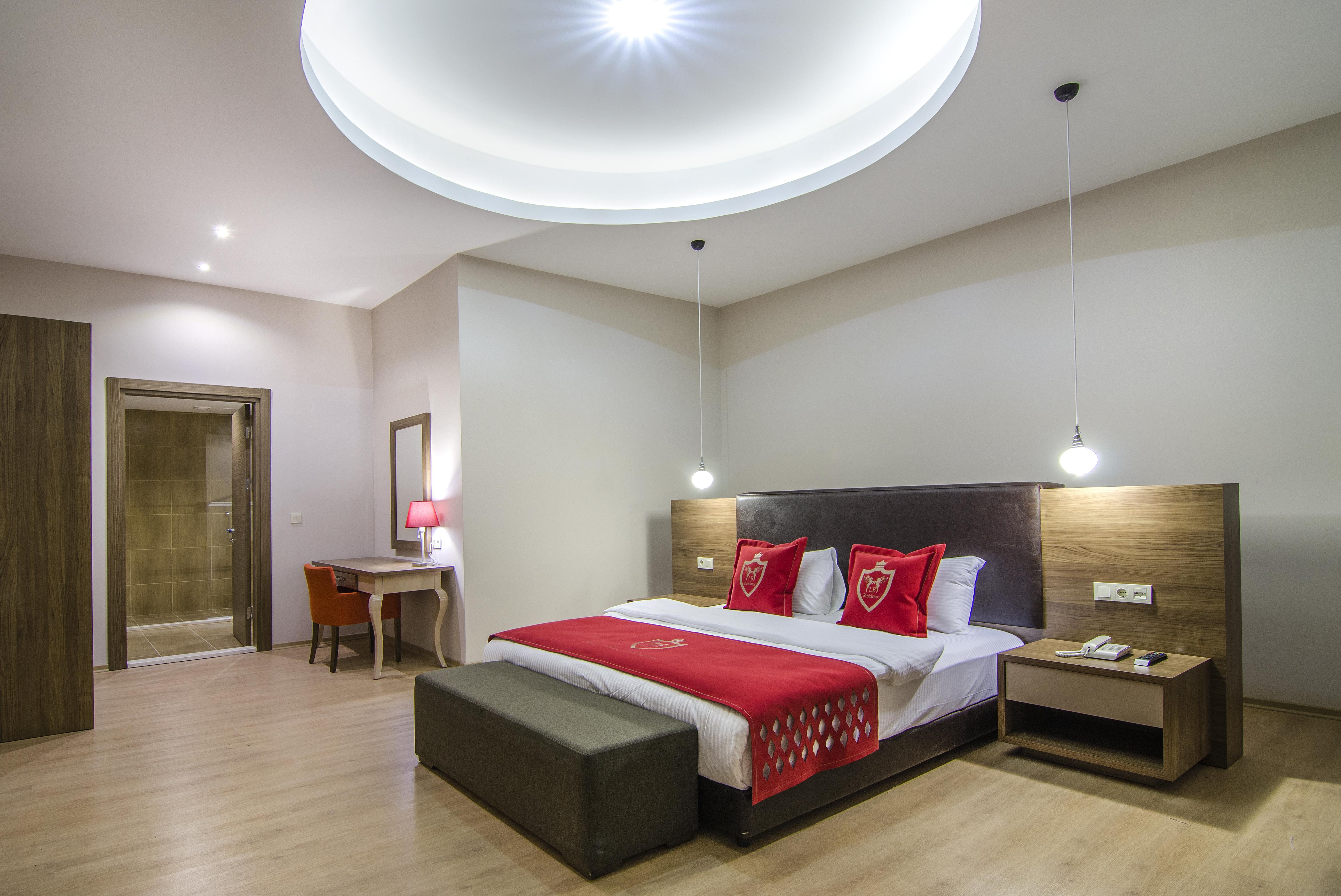 Ladies Beach Suite Hotel (Adults Only) Kuşadası Ngoại thất bức ảnh