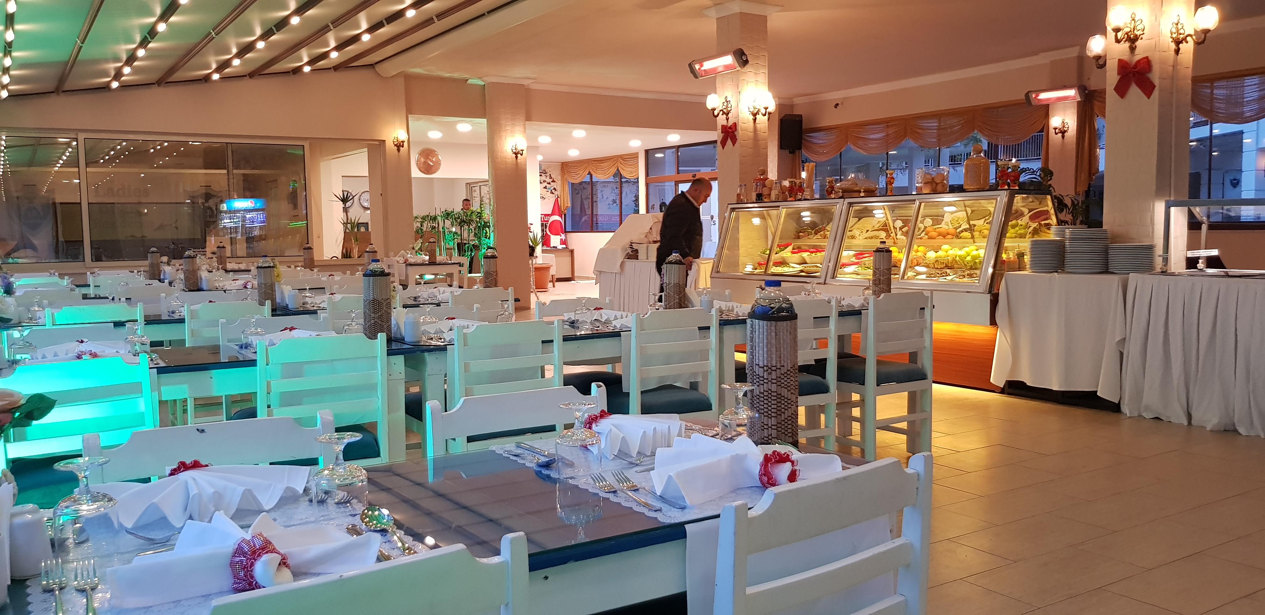 Ladies Beach Suite Hotel (Adults Only) Kuşadası Ngoại thất bức ảnh